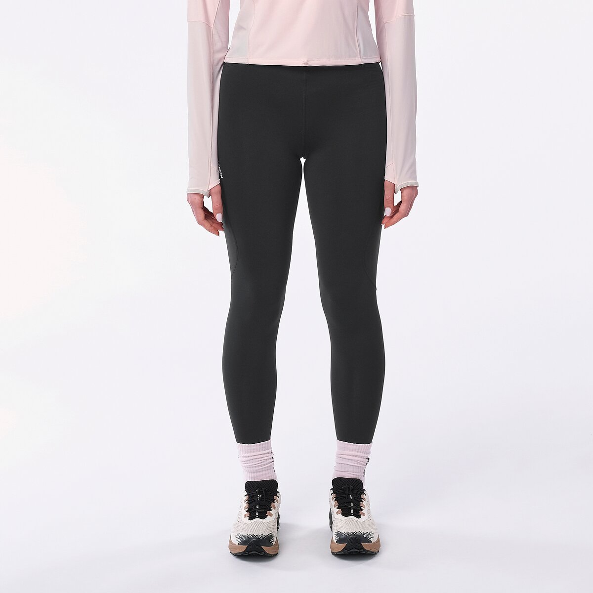 Image of Salomon Shkout Core Warm Tight - Women's Deep Black, XL/Reg