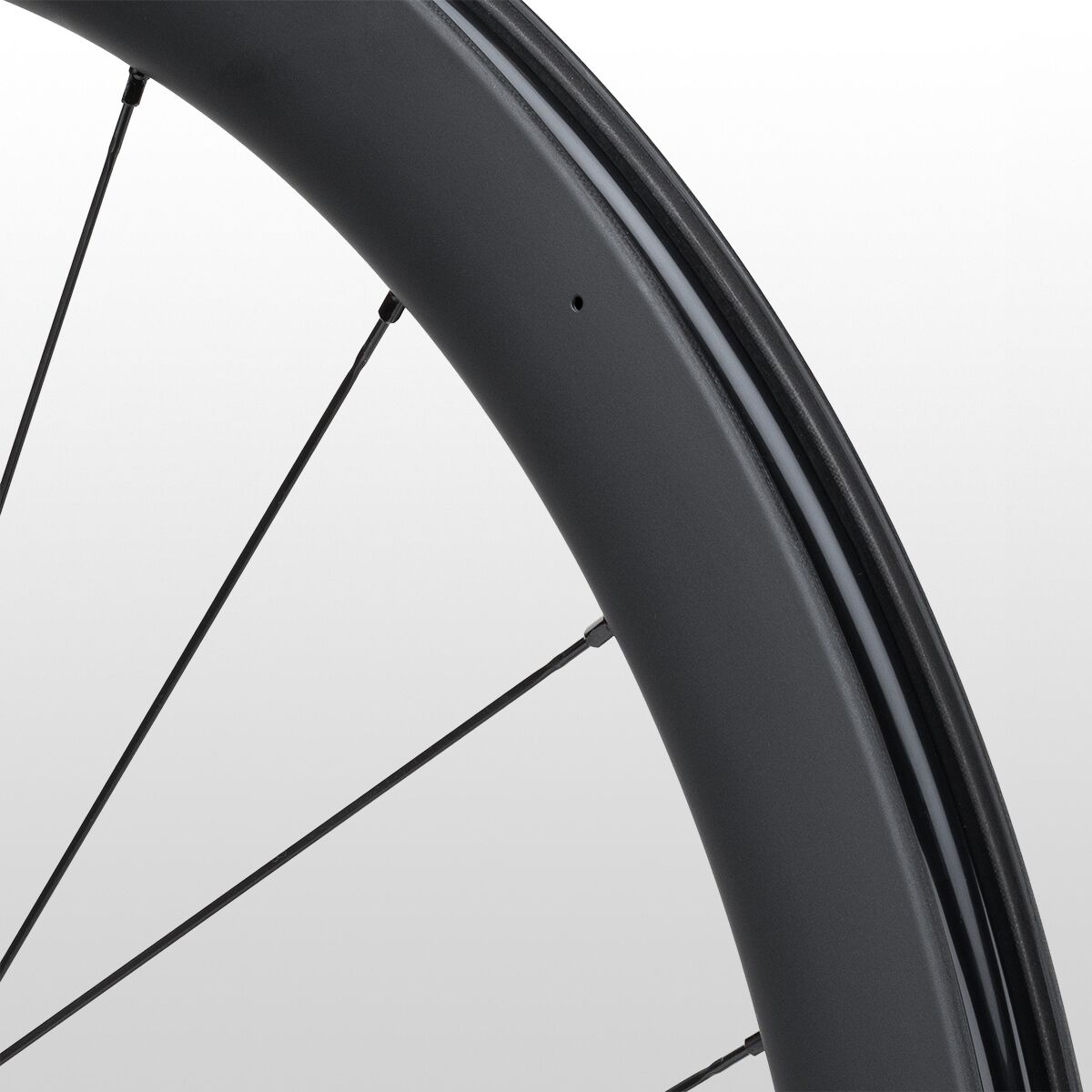 Shimano 105 WH-RS710 C46 Carbon Road Wheel - Tubeless - Bike