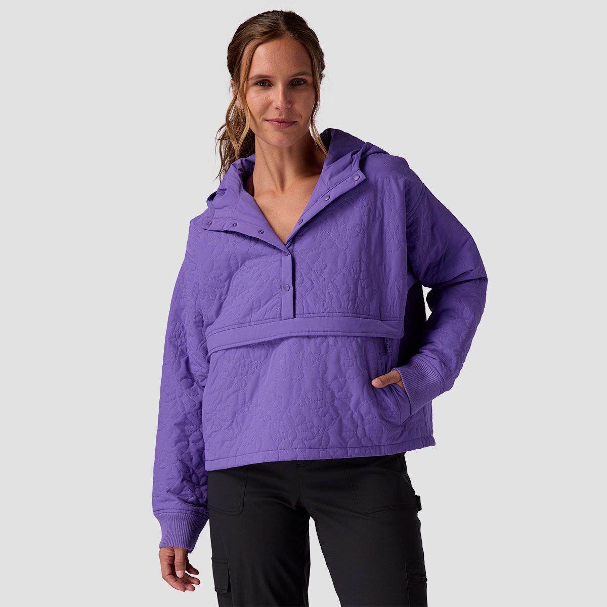 Image of Stoic Daisy Quilted Pullover - Women's Passion Flower, M