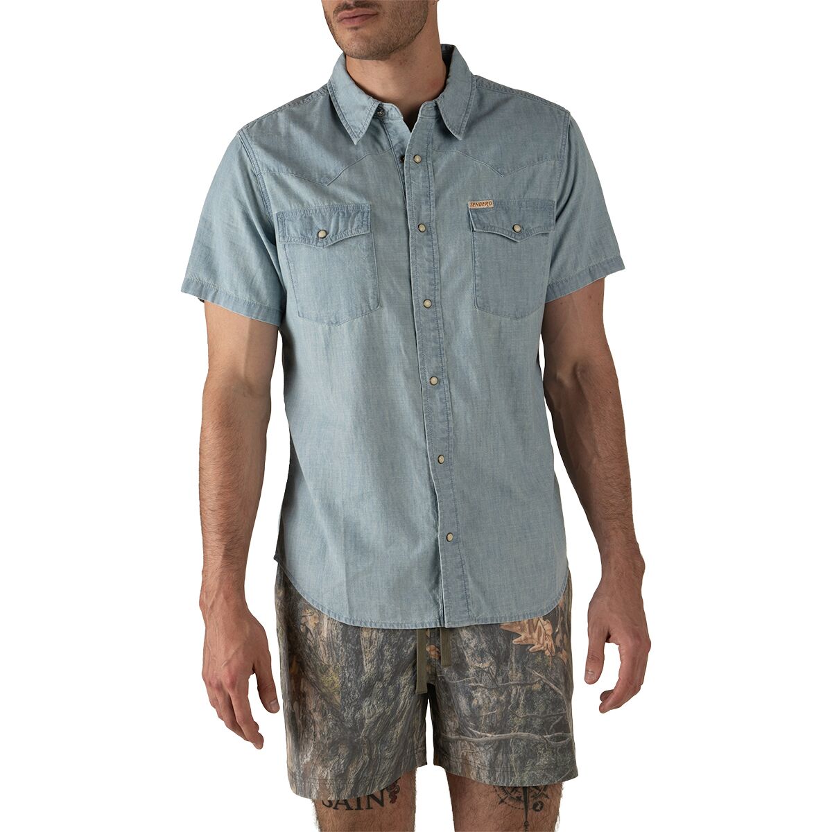 Image of Sendero Provisions Co. The Wyatt Pearl Snap SS Denim Shirt - Men's Washed Indigo Chambray, M