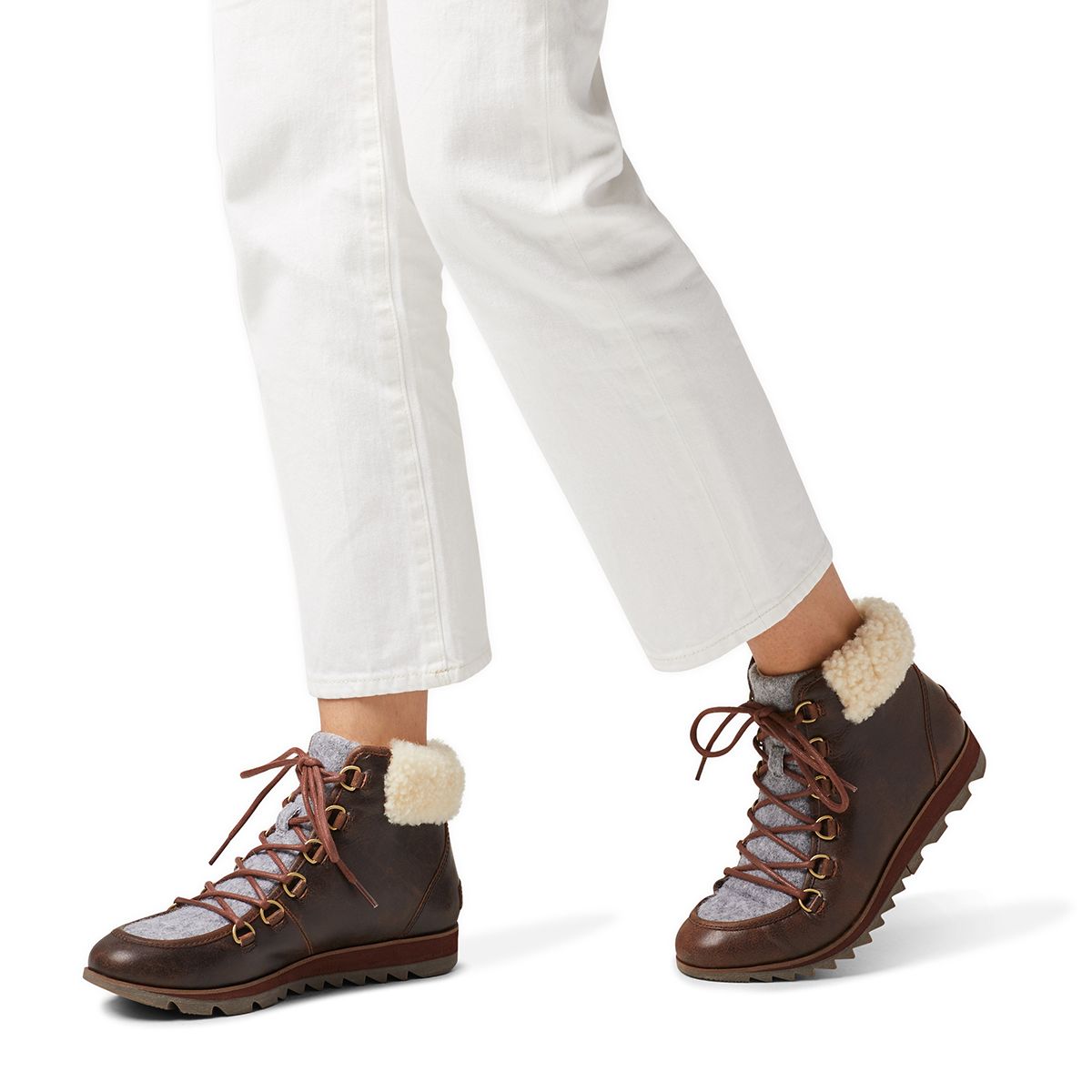Sorel harlow lace cozy deals