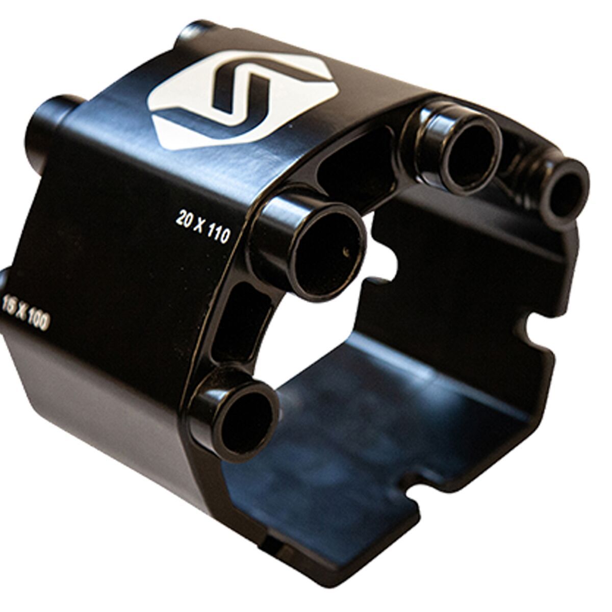 Image of Saris Thru Axle Traps One Color, One Size