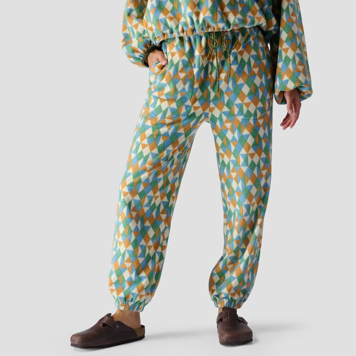 The Great Outdoors The Trek Sweatpant - Women's Maple Wood Diamond Geo, M