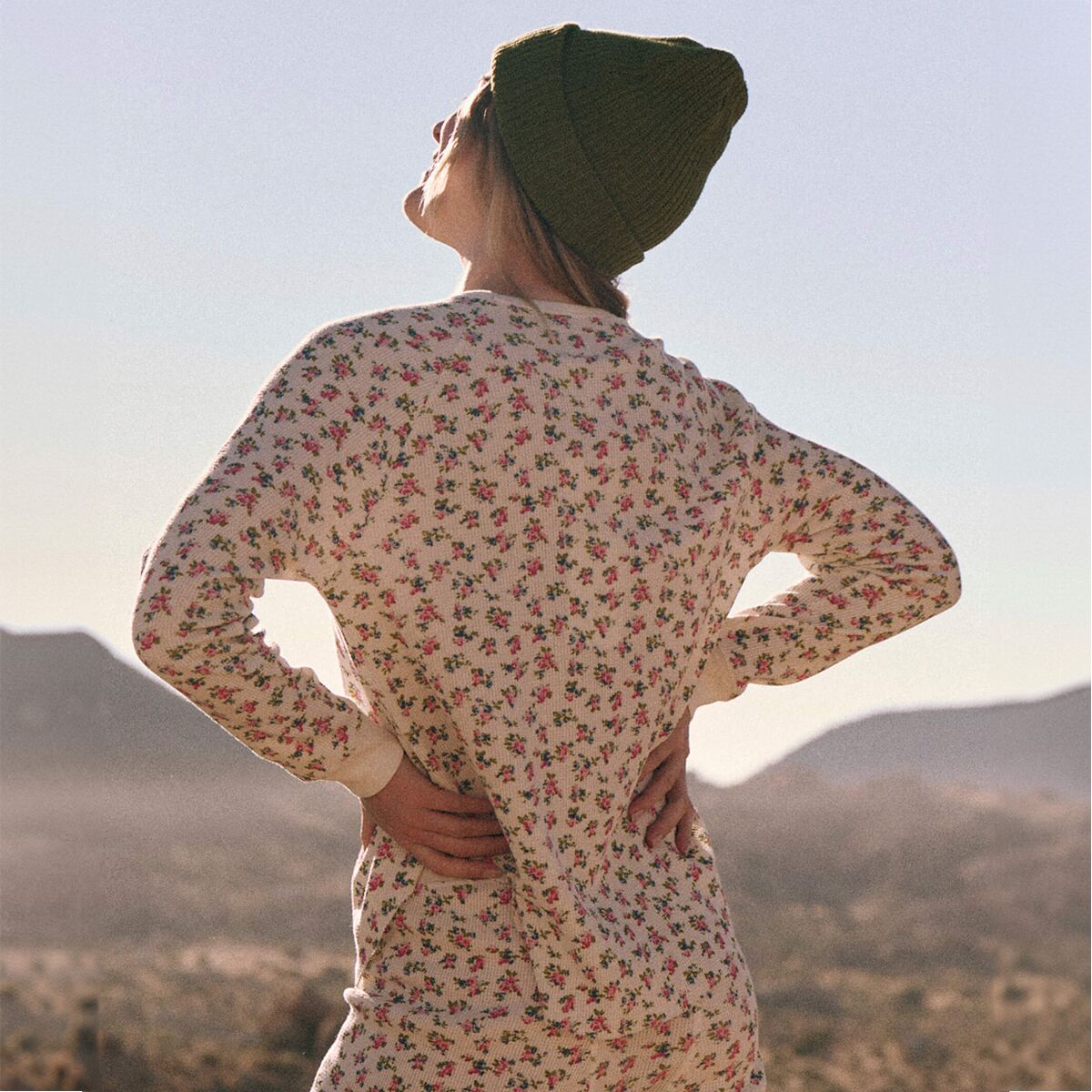 (取寄) グレートアウトドア レディース ザ ユニオン クルー - ウィメンズ The Great Outdoors women The Union Crew - Women's Sunrise Stripe The Great Outdoors The Union Crew - Women's - Clothing