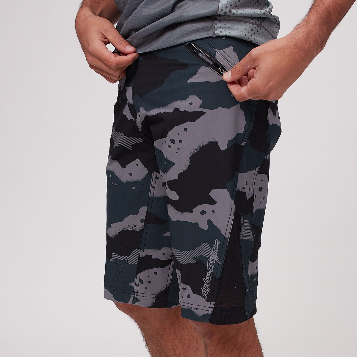 Ruckus shorts sales