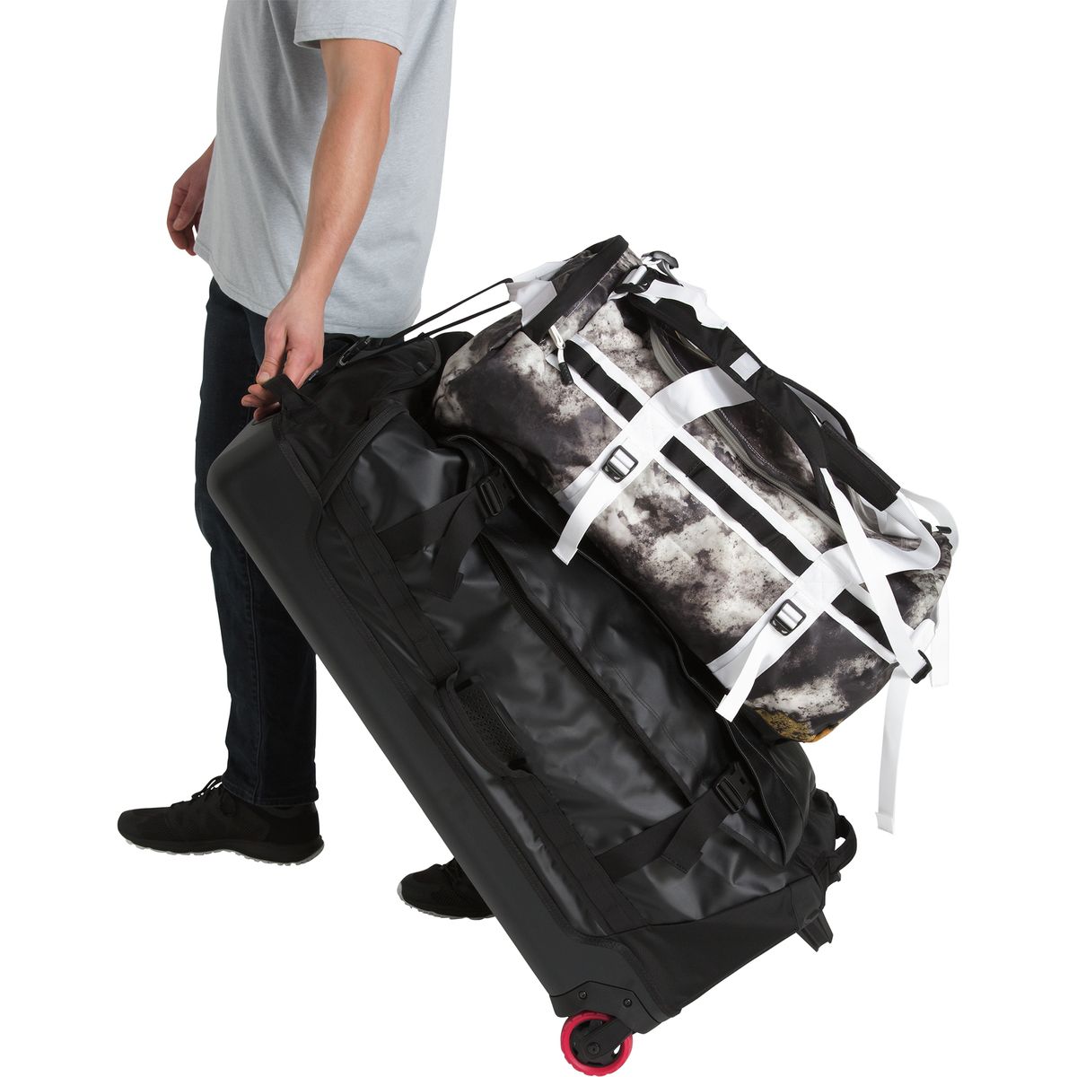 the north face rolling thunder 36in gear bag