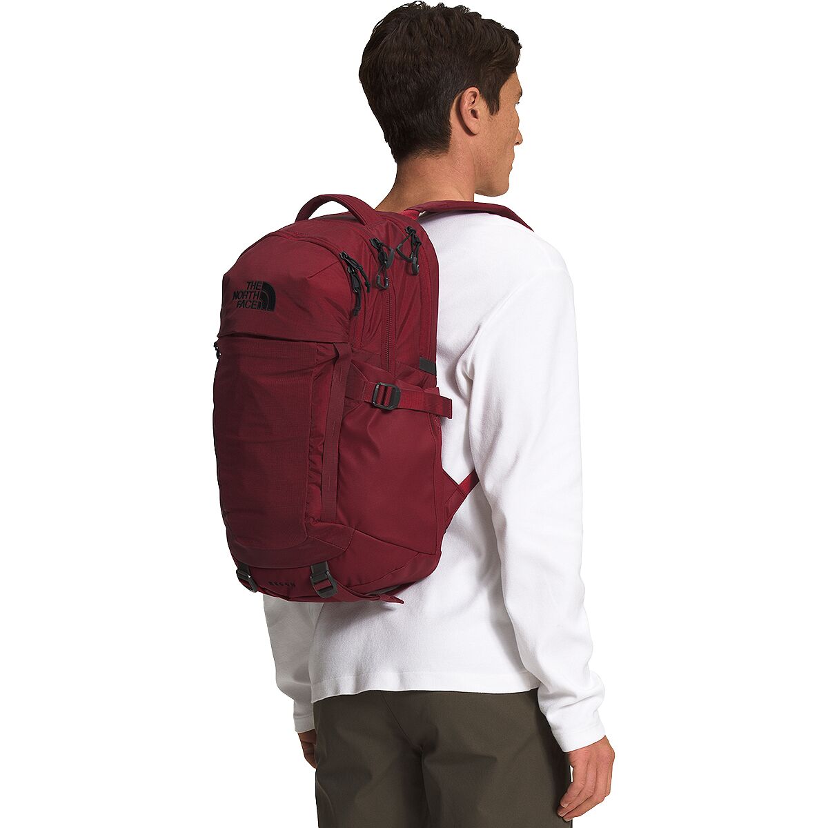 The North Face Recon 30L Backpack The North Face Recon 30L Backpack