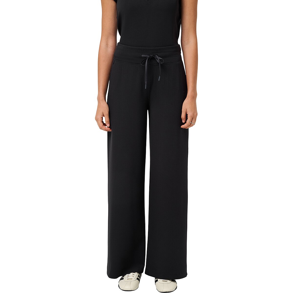 Image of TravisMathew Skyloft Soft Wide Leg Pant - Women's Black, M