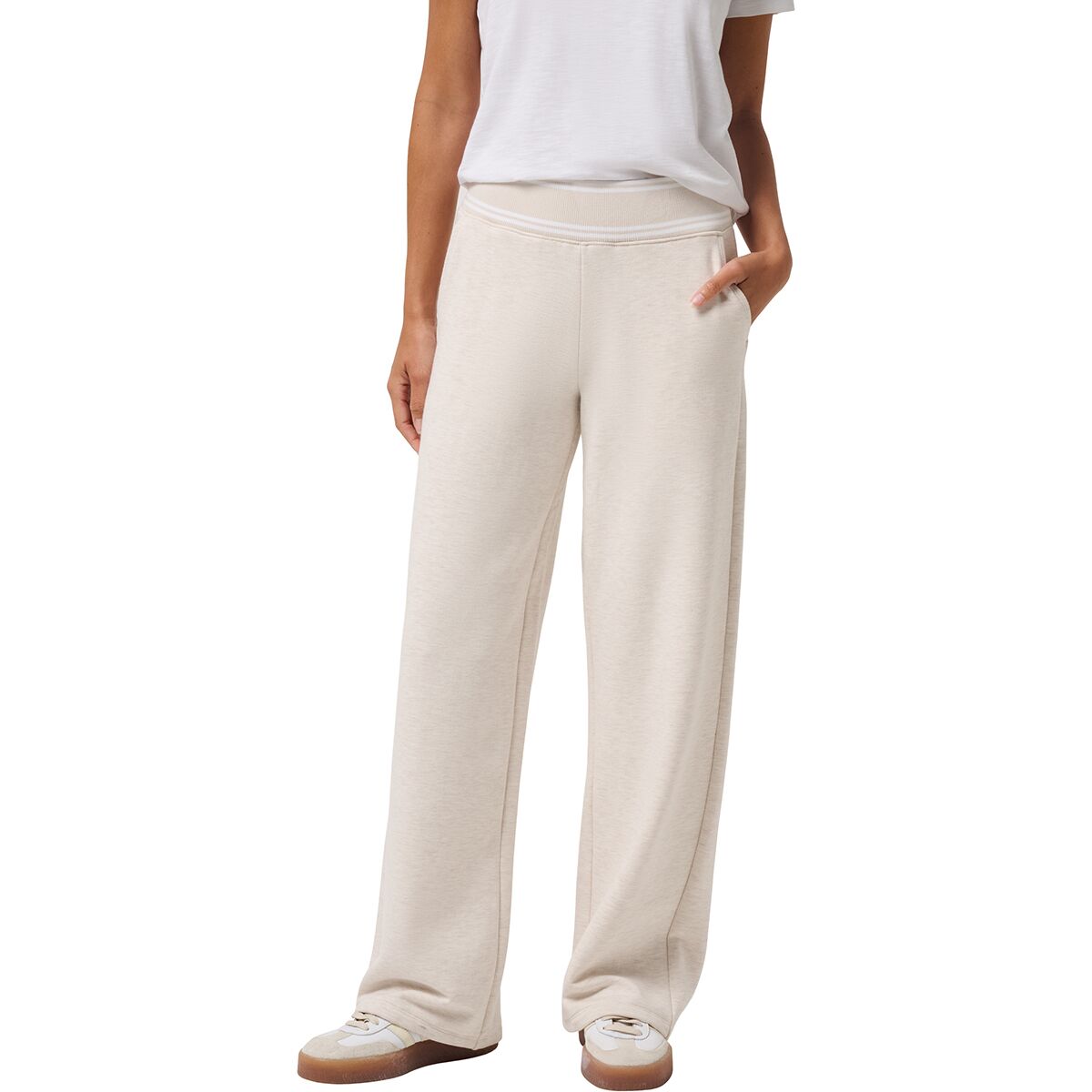 Image of TravisMathew Cloud Fleece Clubside Wide Leg Pant - Women's Heather Brazilian Sa, XL