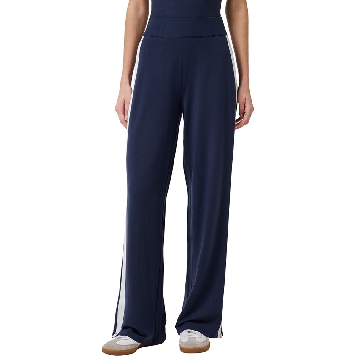 Image of TravisMathew Cloud Terry Varsity Pant - Women's Navy Blazer, S