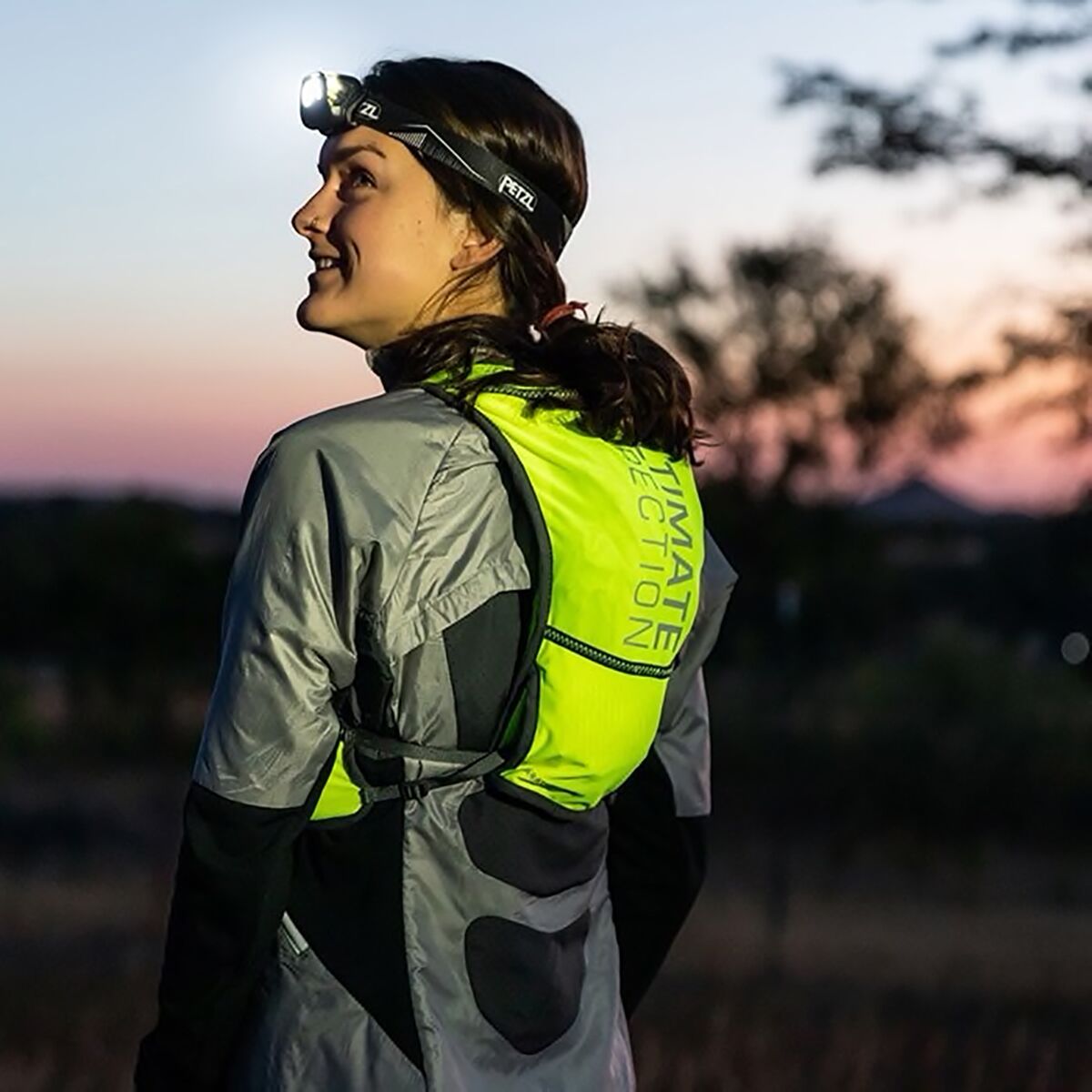 ultimate direction marathon hydration vest
