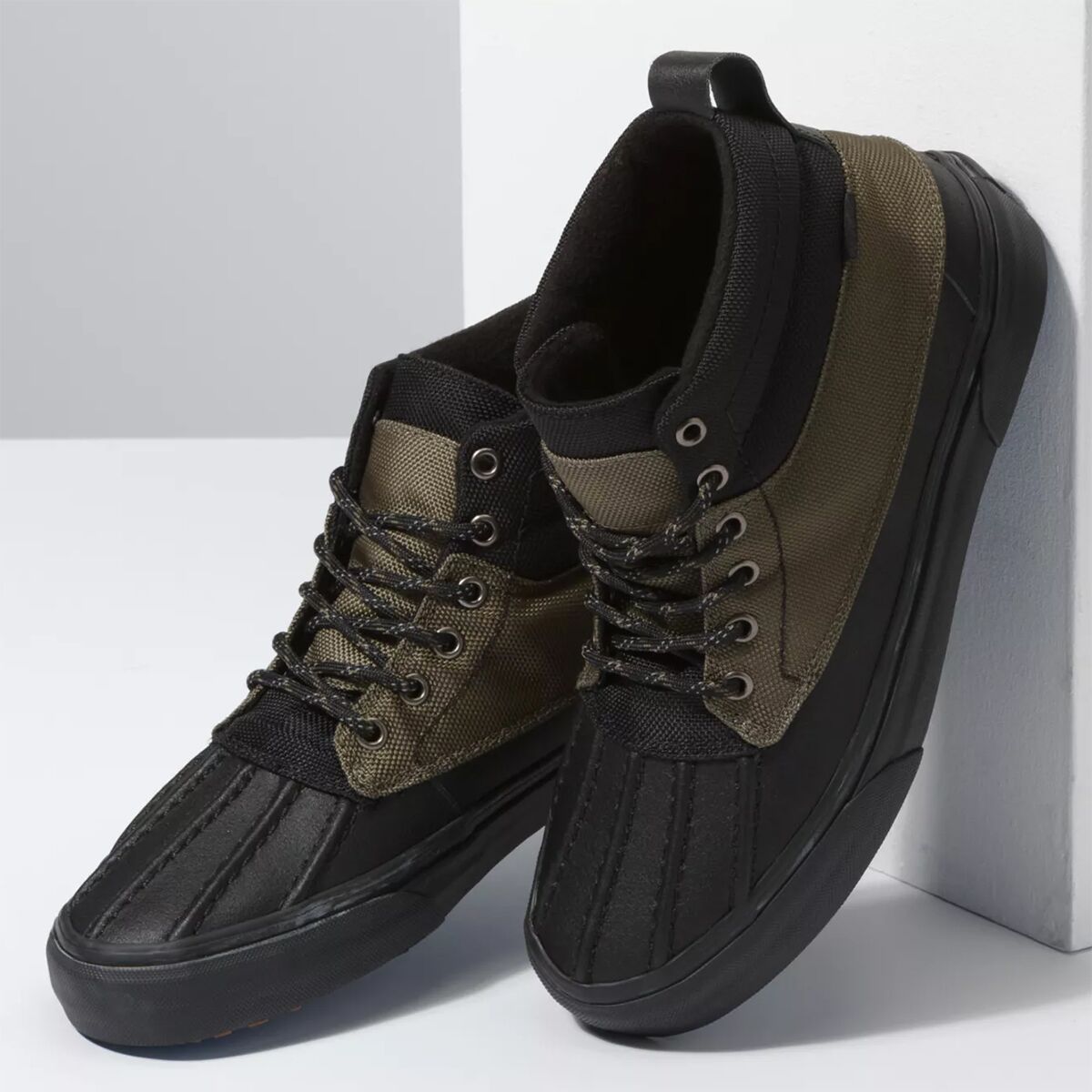 Vans Sk8 HI Del Pato MTE Boot Footwear
