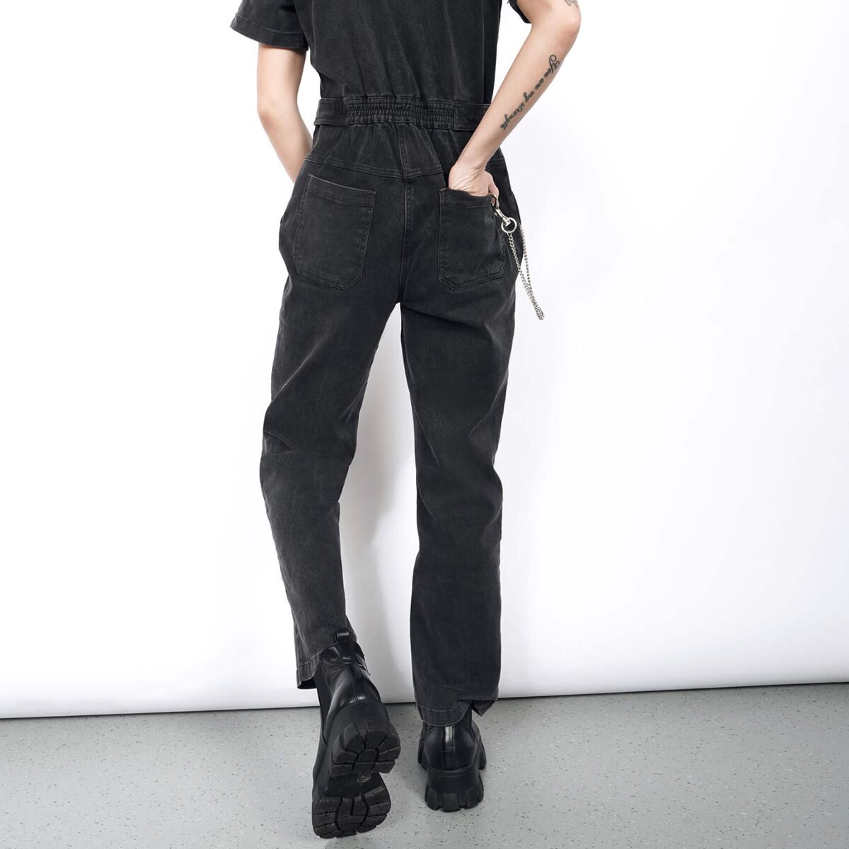 Wildfang The Essential Short-Sleeve Denim High Waisted