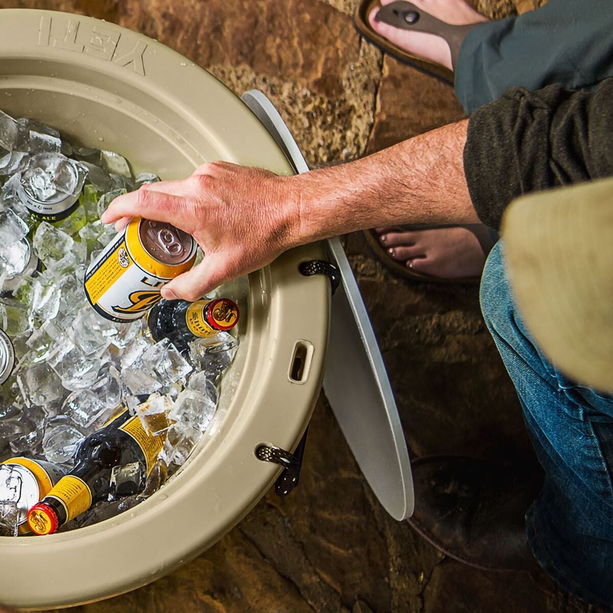 Yeti keg best sale bucket