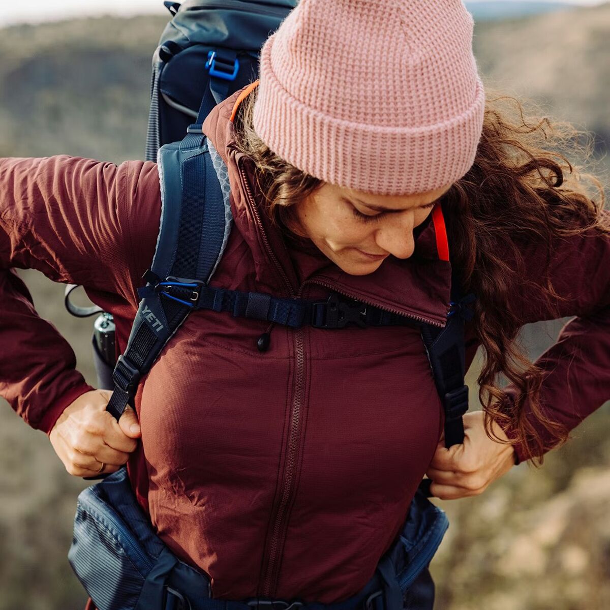 YETI Skala women 40l Hiking Backpack Desert bloom YETI Skala 40L backpack review: YETI gets serious about hiking main image 2