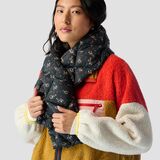 The Great Outdoors The Down Quilted Puffer Scarf Wilderness Floral, One Size