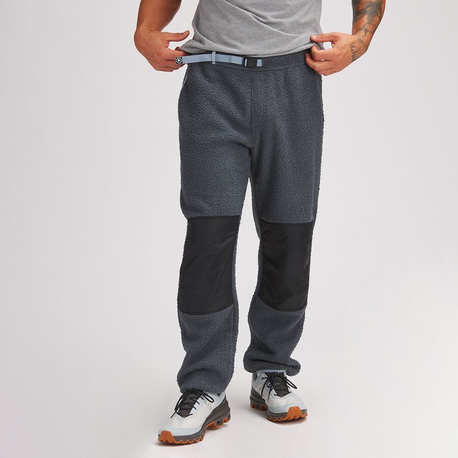 新品　BRIEFING CE BACK FLEECE TAPERED PANTS Amazon.com: Nike Tech Men's Tailored Fleece Pants (FZ7583-371
