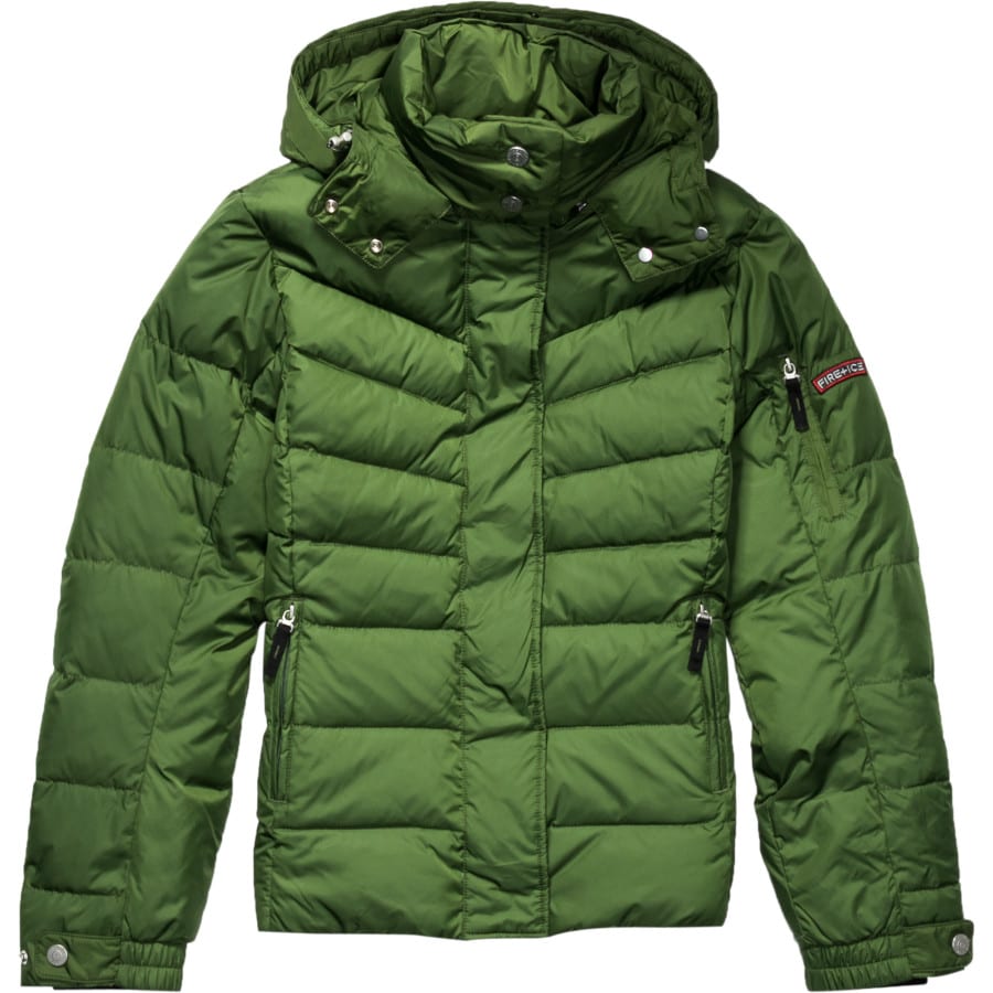 You are here Choosing the right womens ski jacket can be a tricky one so at Simply Hike we are dedicated to picking the right womens ski jackets for all types of skiers and snowboarders, so no matter if you are new to the sport or are a back country pro we will have a womens ski jacket it for you.