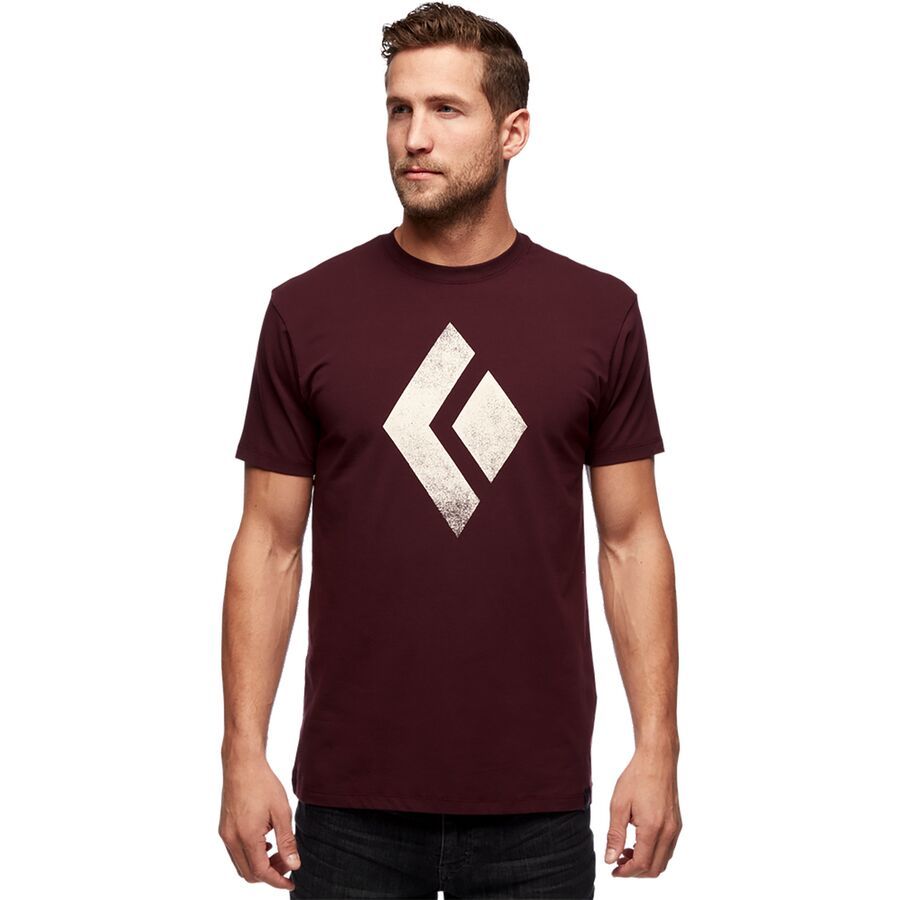 black diamond chalked up tee