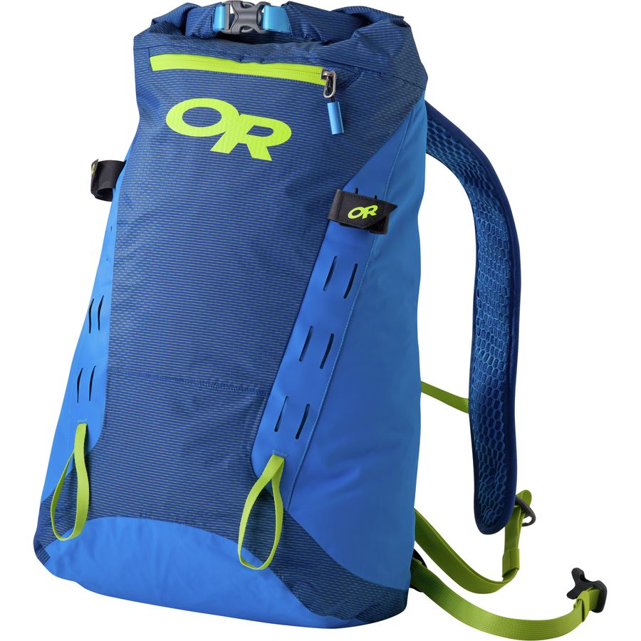 best travel backpack outdoor research dry summit Sea to Big River w/Harness, 30 Liter, Jet Black as well as a covered hydrator hose porthole (hydration bladder sold separately) Red Rock Gear Summit Backpack