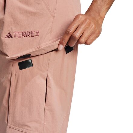 (取寄) アディダステレックス レディース Xプロリック カーゴ パンツ - ウィメンズ Adidas TERREX women Xploric Cargo Pant - Women's Warm Clay Adidas TERREX Xploric Cargo Pant - Women's - Clothing