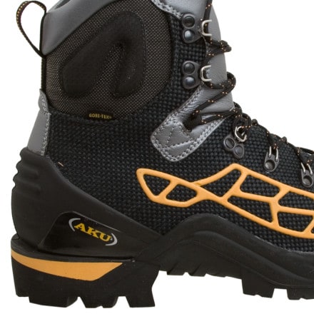 Aku sales spider boots