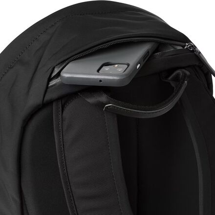 ベルロイ Classic Backpack Compact 16L Bellroy Classic Backpack Compact (16L) - Black – Flax Pen to