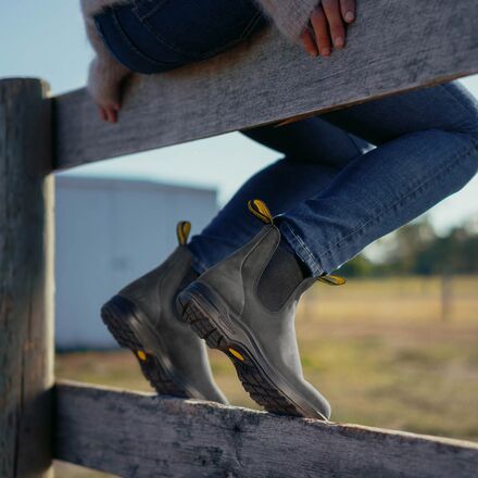 靴 Blundstone ALL-TERRAIN Vibram Blundstone All-Terrain Boot - Women's - Footwear