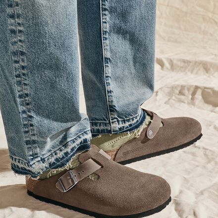 (取寄) ビルケンシュトック メンズ ボストン スエード オイルド レザー クロッグ - メンズ Birkenstock men Boston Suede Oiled Leather Clog - Men's Cognac Suede/Oiled Leather Birkenstock Boston Suede Oiled Leather Clog - Men's - Footwear