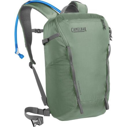 camelbak cloud walker 18l hydration pack