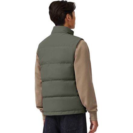 カナダグース FREESTYLE VEST ミリタリーグリーン カナダグース FREESTYLE VEST ミリタリーグリーン Canada Goose