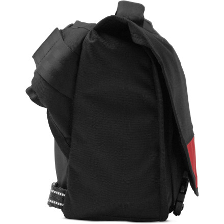 CHROME MINI BURANメッセンジャーバッグ Chrome Mini Buran 15L Messenger Bag - Night / Black - Supereight