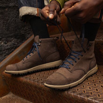 Danner Logger 917 Cap Toe GTX Boot - Men display picture 1