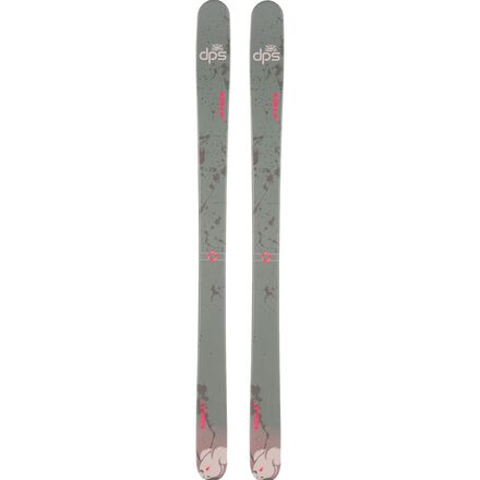 DPS Skis