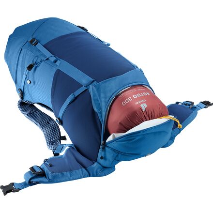 32 l deuter backpack as carry on Futura Hiking The Deuter Futura 32 is a technical and comfortable rucksack designed for a variety of outdoor activities such as hiking 32 l deuter backpack as