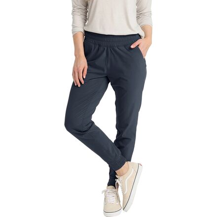 (取寄) フリーフライ レディース プル-オン ブリーズ ジョガーズ Free Fly women Pull-On Breeze Joggers Black Free Fly Pull-On Breeze Jogger - Women's - Clothing