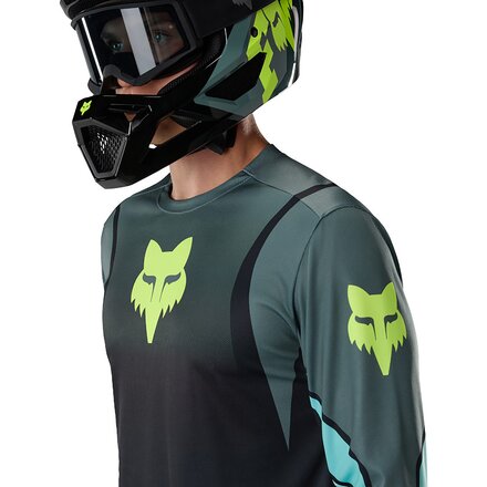 Supreme x Fox Racing: Ranger Jersey's Trail-Ready Edge