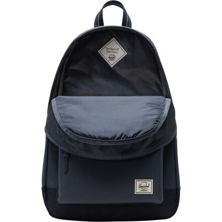 herschel backpack blog A Traveler's Review: Herschel Supply Buckingham Backpack
