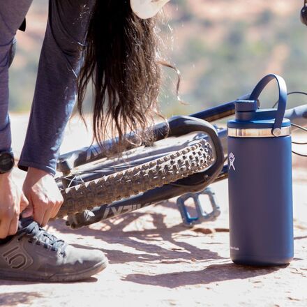 Hydro Flask Oasis 128oz Bottle - Hike & Camp