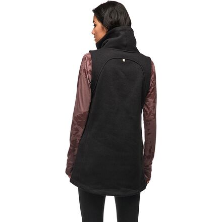 トップス hyke NYLON MOUNTAIN CROPPED VEST toga トップス hyke NYLON MOUNTAIN CROPPED VEST toga HYKE(ハイク