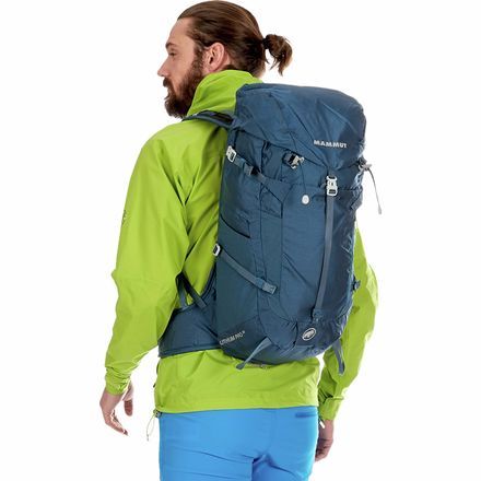 Mammut Lithium Pro 28L Backpack Hike Camp
