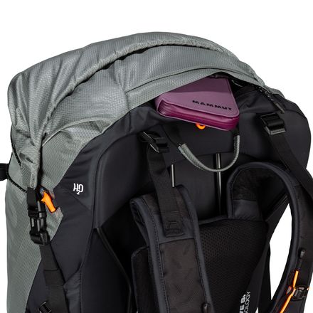 Mammut - MAMMUT　Ducan Spine 50-60 BLA.jpg