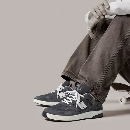 New Balance Numeric Andrew Reynolds 933 Shoe - Footwear