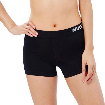 nike pro women's outfit