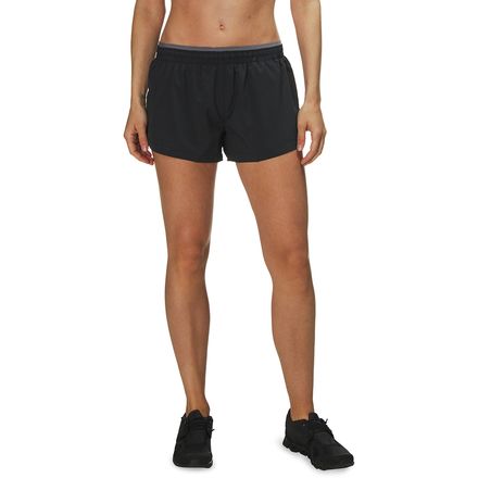 Nike elevate women's shorts 2025