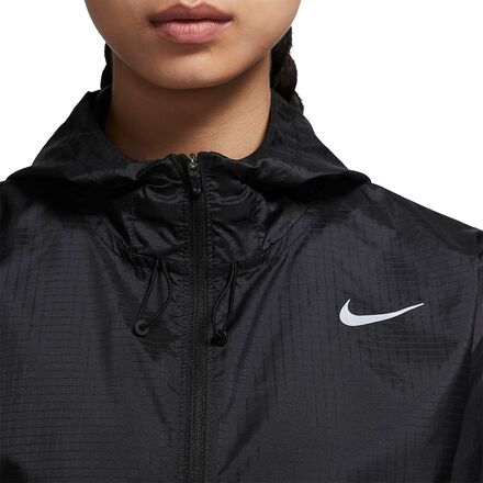 nike running essential jacket