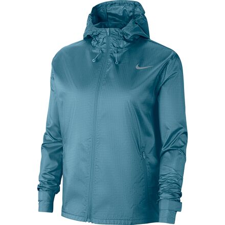 nike essential running jacket review