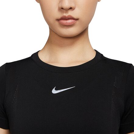 nike women's infinite short sleeve running top