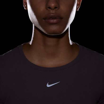Nike Dri-FIT ADV Aura Slim Short-Sleeve Top - Women's - Clothing