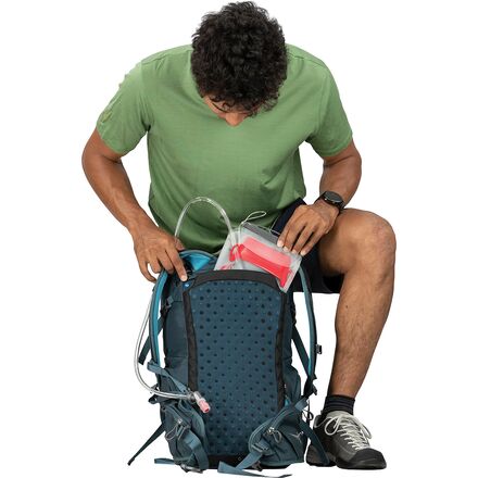 https www.backcountry.com osprey-packs-escapist-18-backpack-976-1098cu-in Osprey Packs Skarab 18L Backpack